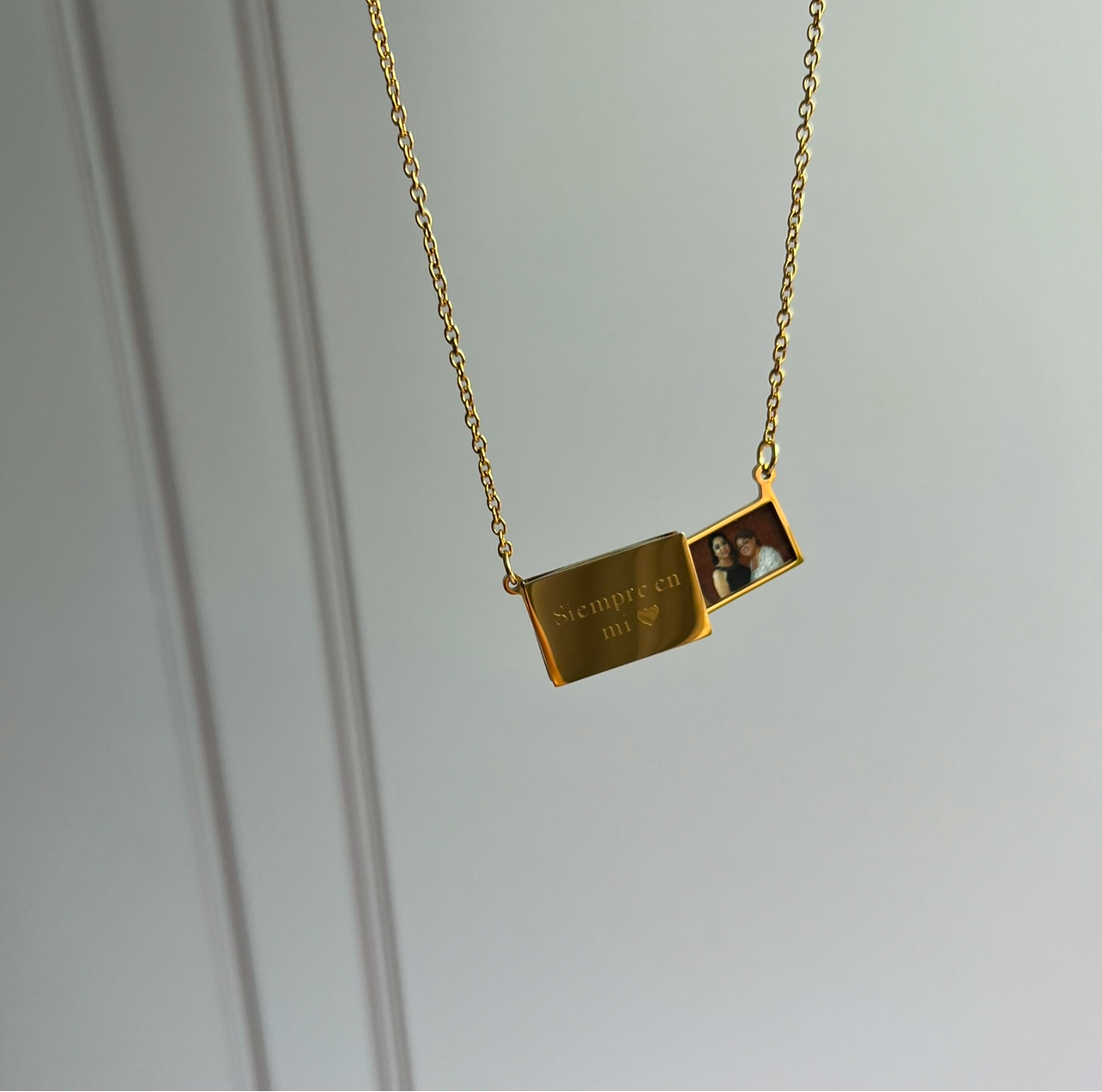 Collar Relicario cajonsito con grabado