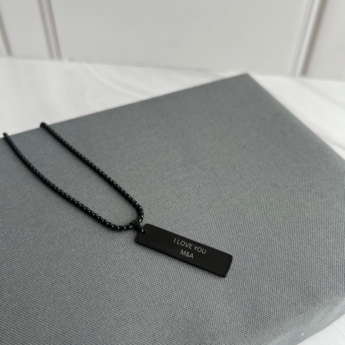 Collar barra plana negro