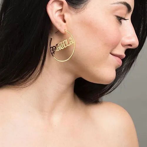 Aretes carminia Cadena