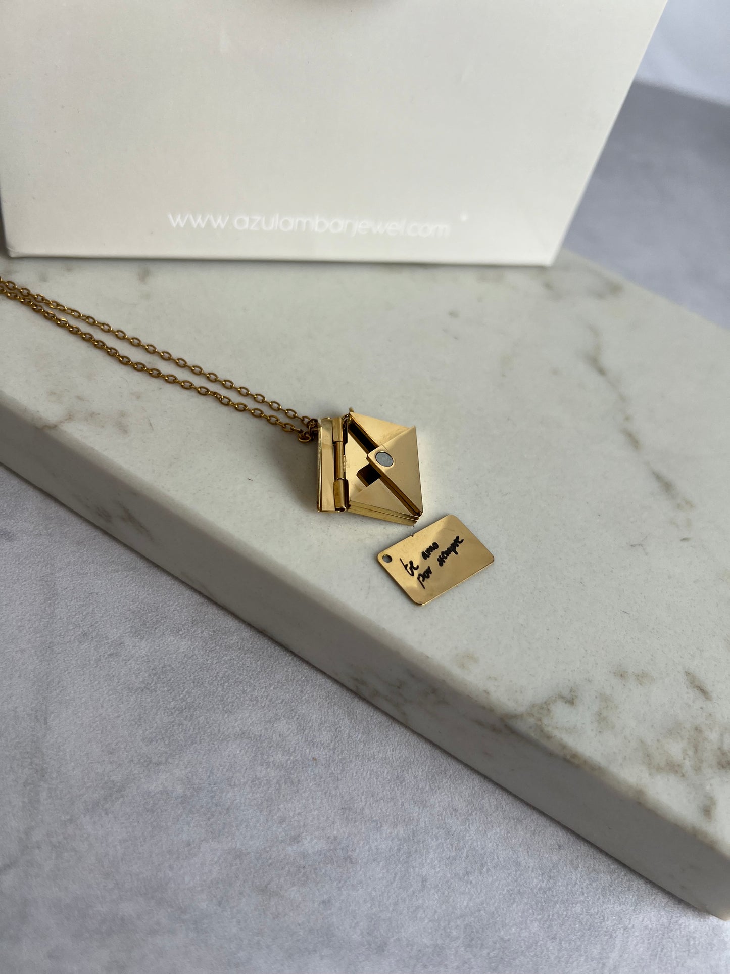 Collar sobre personalizado