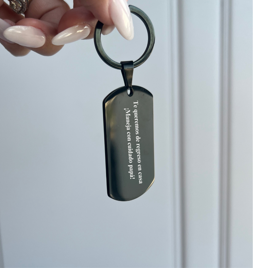 Llavero black grabado