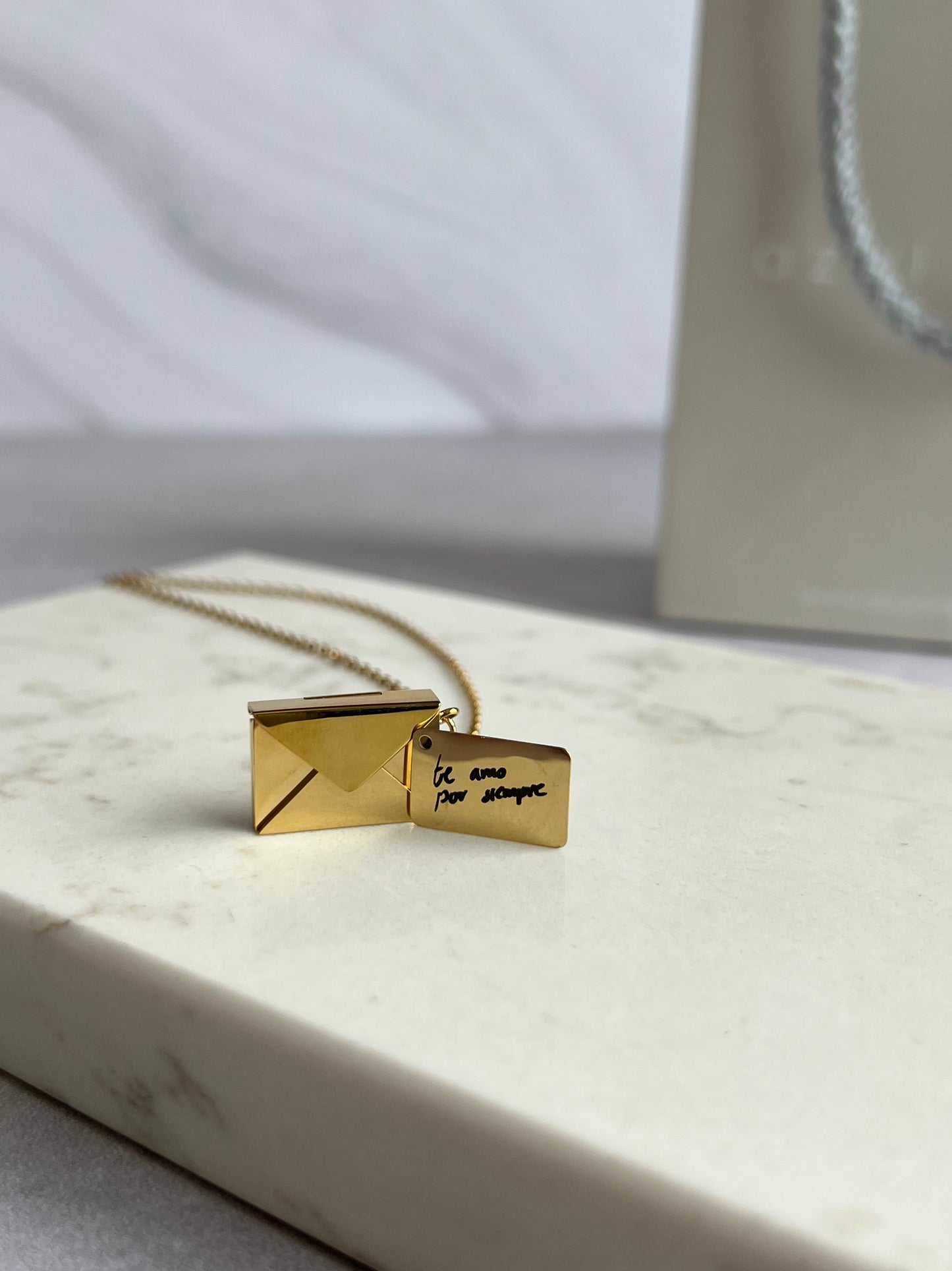 Collar sobre personalizado